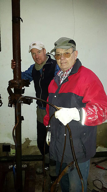 Reparatur der Pumpe im Wasserhaus Pappelallee